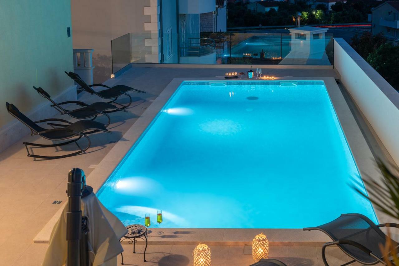 Apartments Villa Jelena Seget Vranjica Extérieur photo