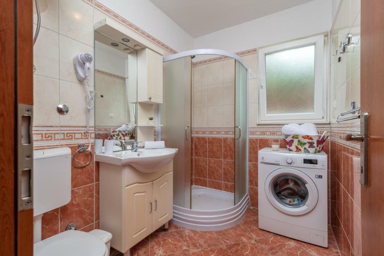 Apartments Villa Jelena Seget Vranjica Extérieur photo