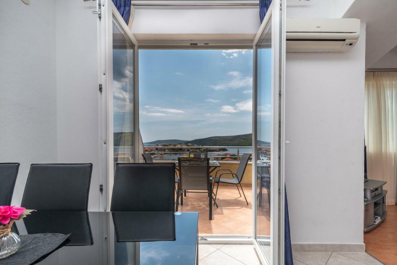 Apartments Villa Jelena Seget Vranjica Extérieur photo