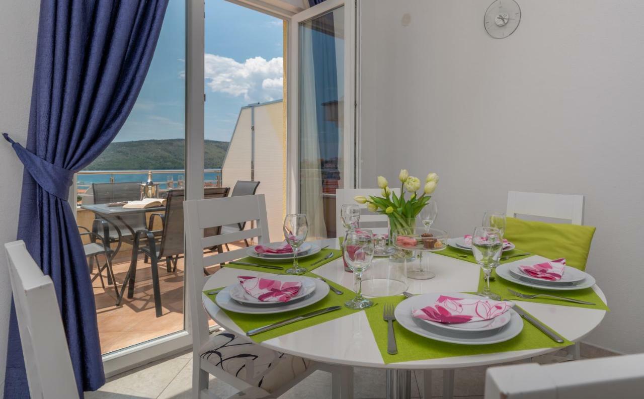 Apartments Villa Jelena Seget Vranjica Extérieur photo
