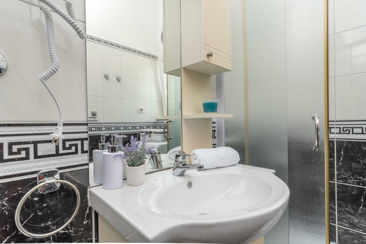 Apartments Villa Jelena Seget Vranjica Extérieur photo